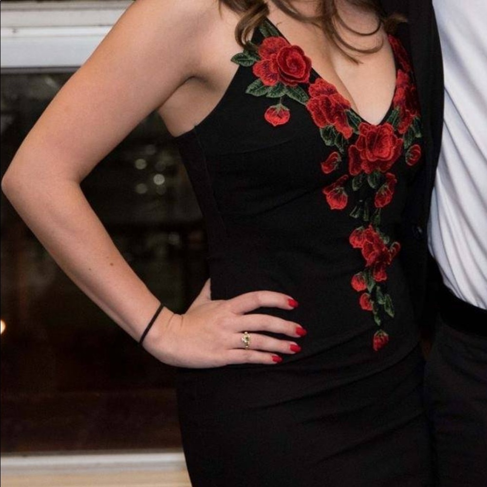 Very cute black dress